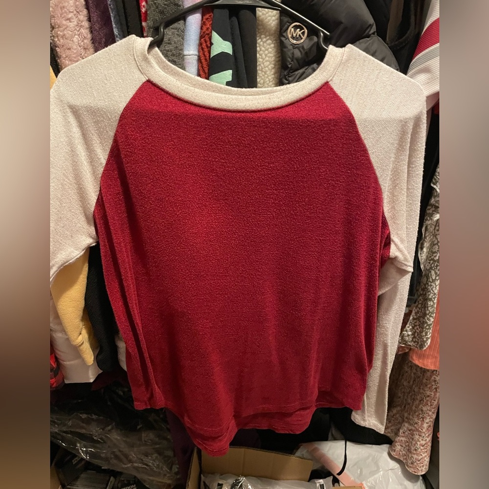 So Womens long sleeve baseball top